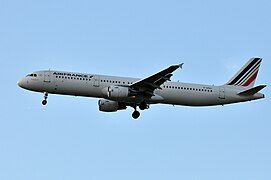 Airbus A321-100