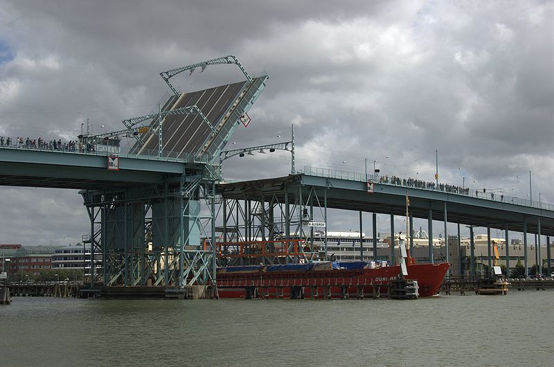 File:Gotaalvbron brooppning.jpg