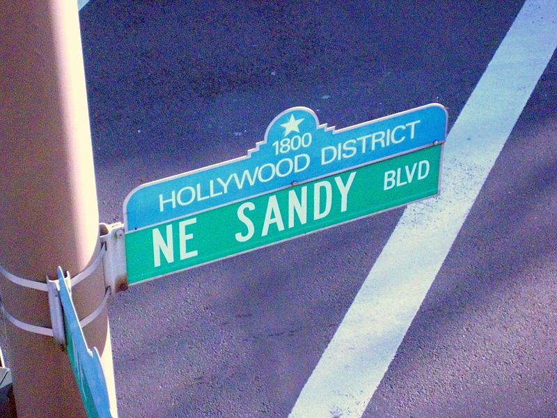 File:Hollywood District.jpg