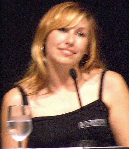 File:Kari byronatDragonCon3.jpg