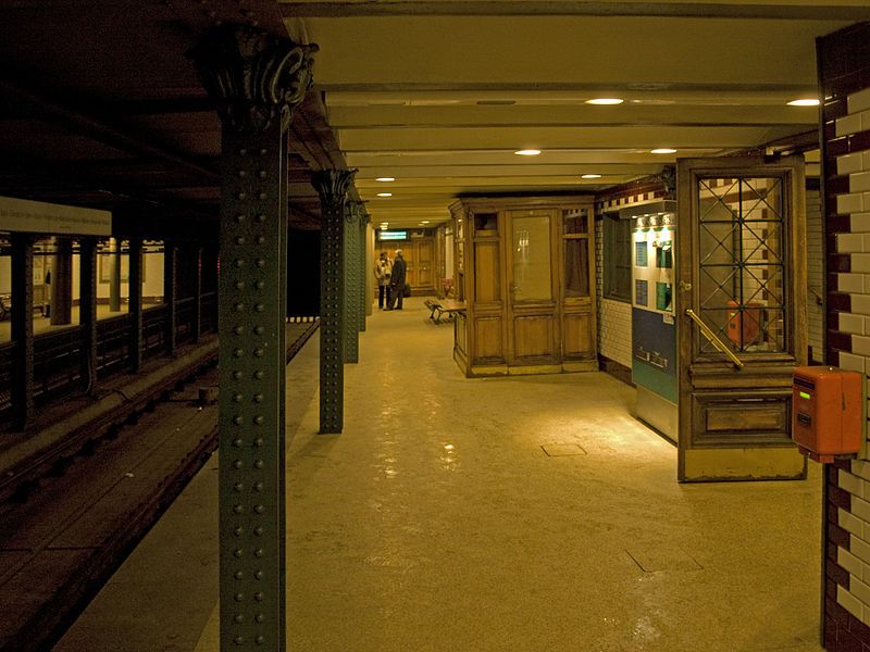 File:Kodály körönd station.jpg