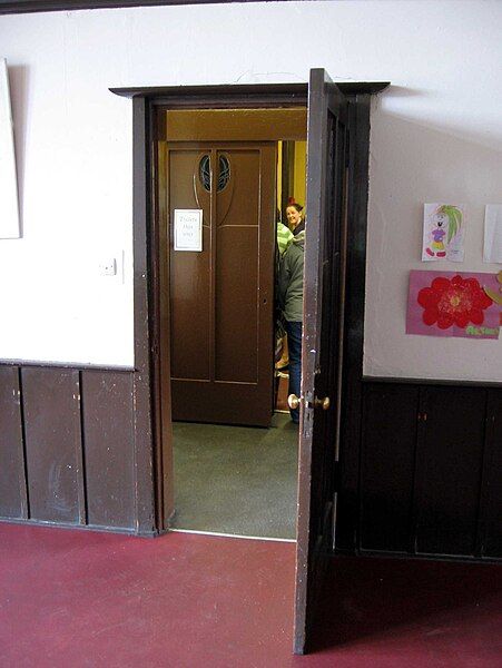 File:Ruchill Church Hall19.jpg