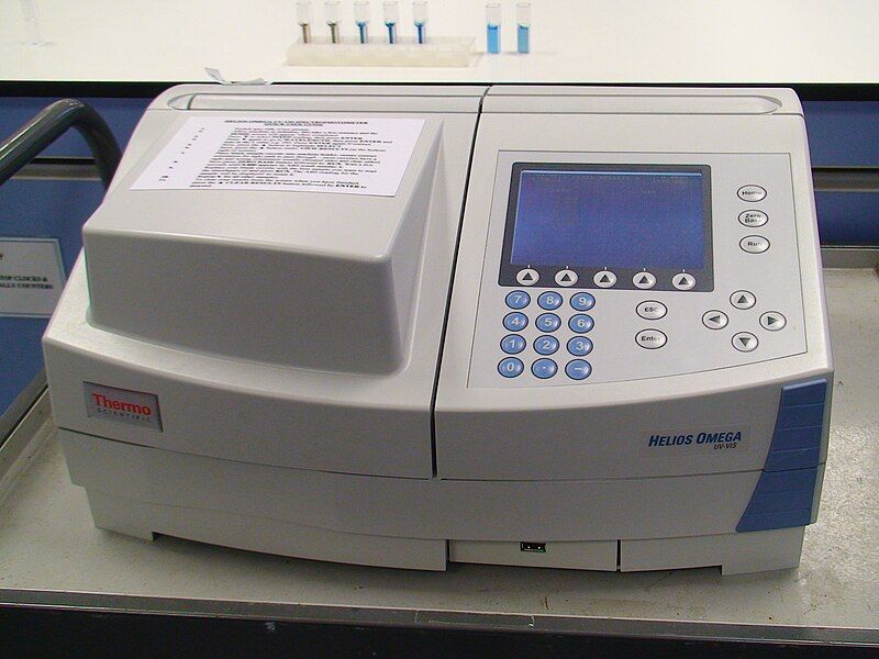 File:Spectrophotometer Model 1.JPG