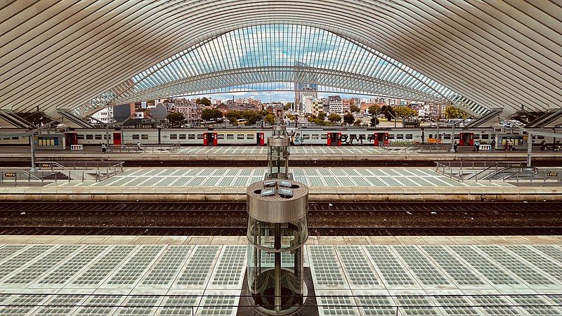 File:Station Luik-Guillemins Overzicht.jpg