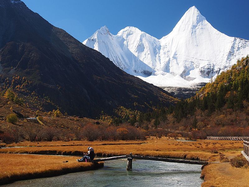 File:Yading Jampelyang-Yangmaiyong.jpg