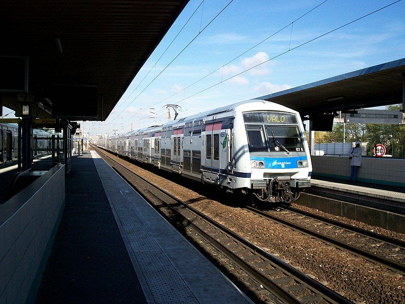 File:Z22500 valo valfontenay.JPG