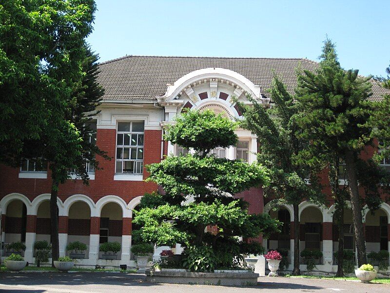 File:原台南高等女學校本館.JPG