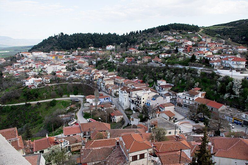 File:Domokos from akropolis.jpg