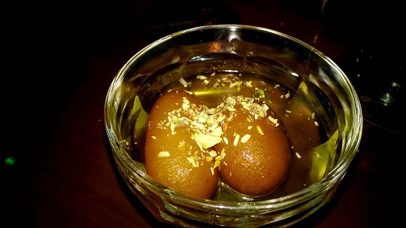 File:Gulaab Jamoon.jpg