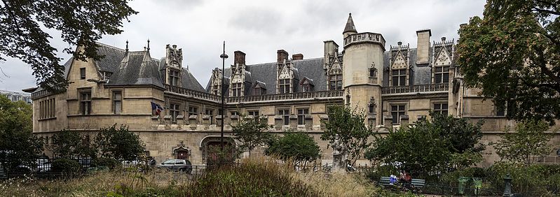 File:Hotel Cluny pano.jpg