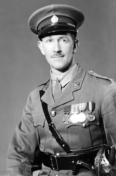 File:Maj L Andrew.jpg