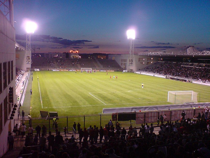 File:Nîmes-Tours septembre2008.JPG