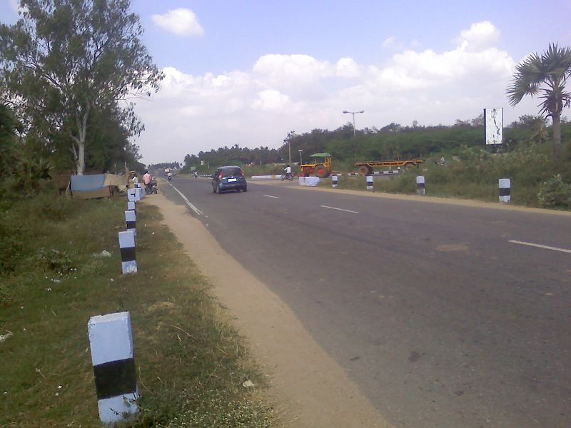 File:NH4-Thiruvalam.jpg