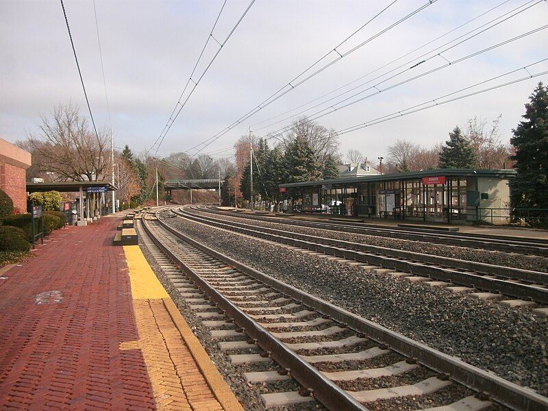 File:Narberth Station.jpg