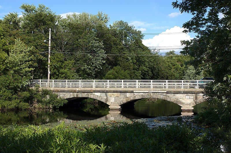 File:Newton Street Bridge.jpg