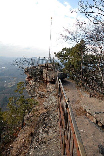 File:Orensfelsen.jpg