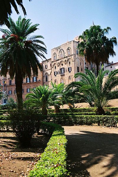 File:Palermo-Castle-bjs-3.jpg