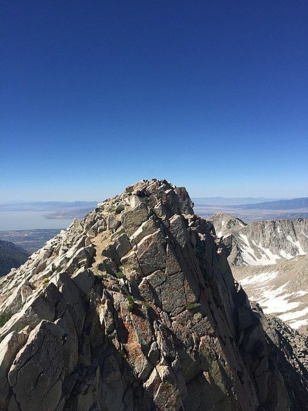 File:Pfeifferhorn Summit.jpg