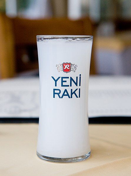 File:Rakı.jpg