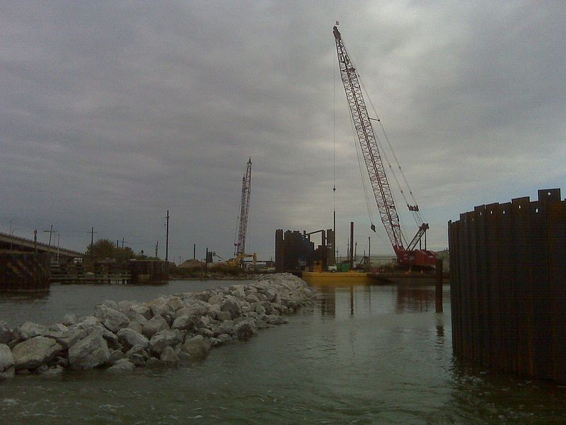 File:Seabrook Floodgate Structure.jpg