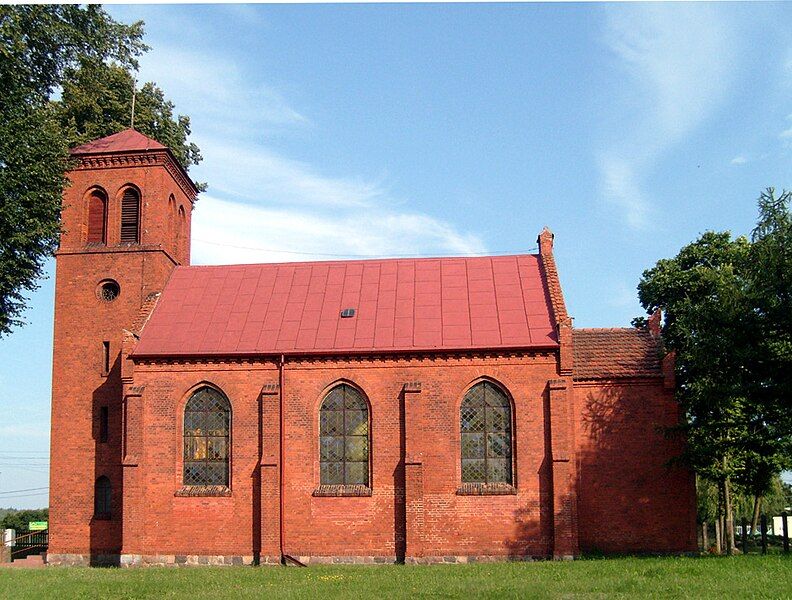 File:Skorka church.jpg