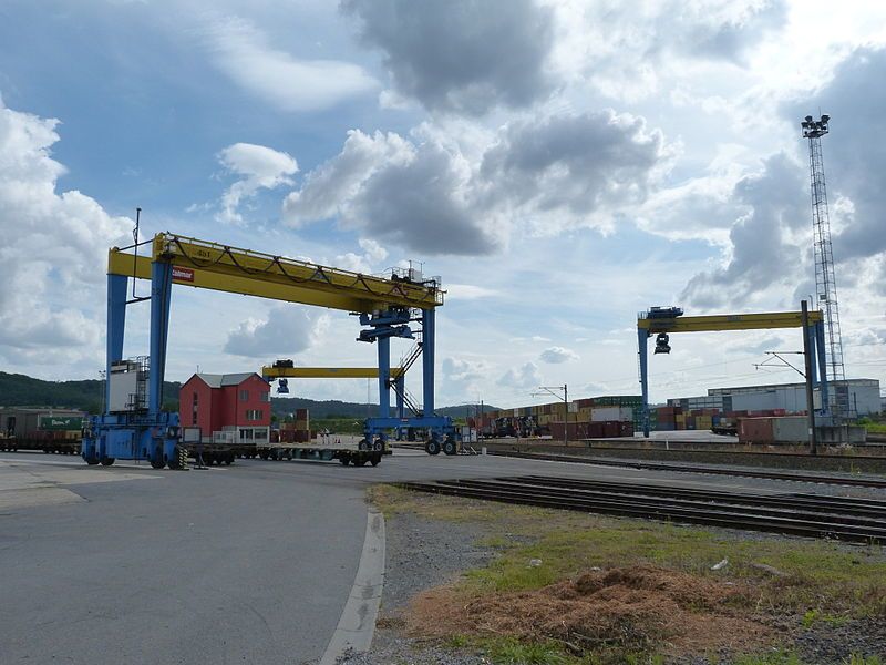 File:Terminal Container Athus.JPG