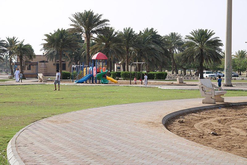 File:Yanbu Park 1.jpg