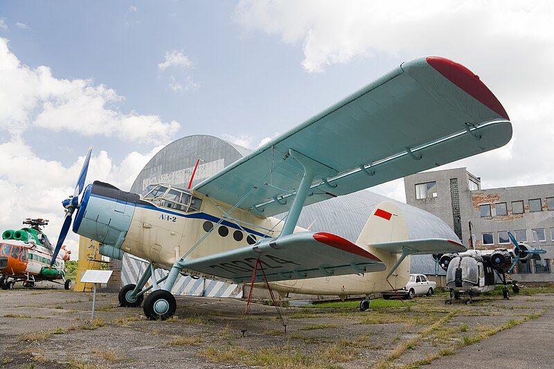 File:An-2 Kaunas.jpg