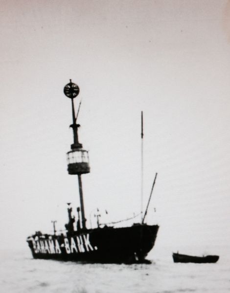 File:Bahama Bank Lightship.jpg