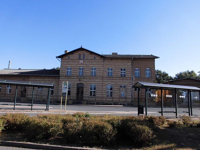 File:Bahnhof Jessen.jpg