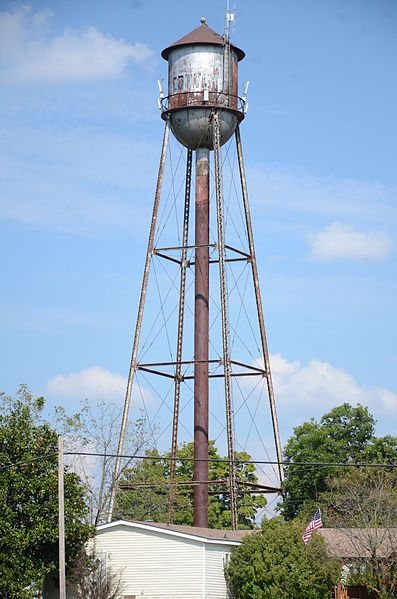 File:Cotter Water Tower.JPG