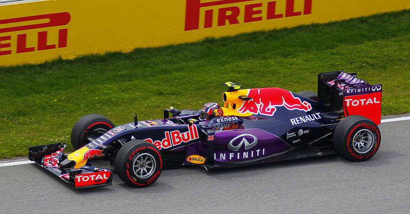 File:Daniil Kvyat 070615.jpg