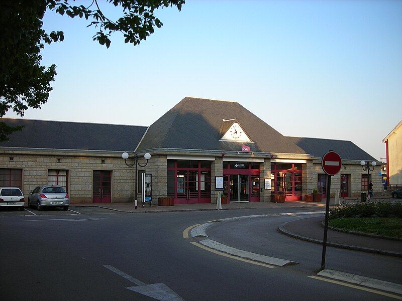 File:Gare Alençon 01.JPG