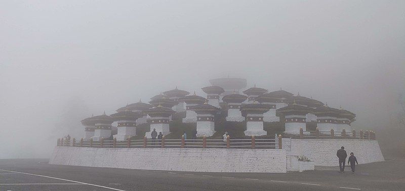 File:Lhakhang.jpg