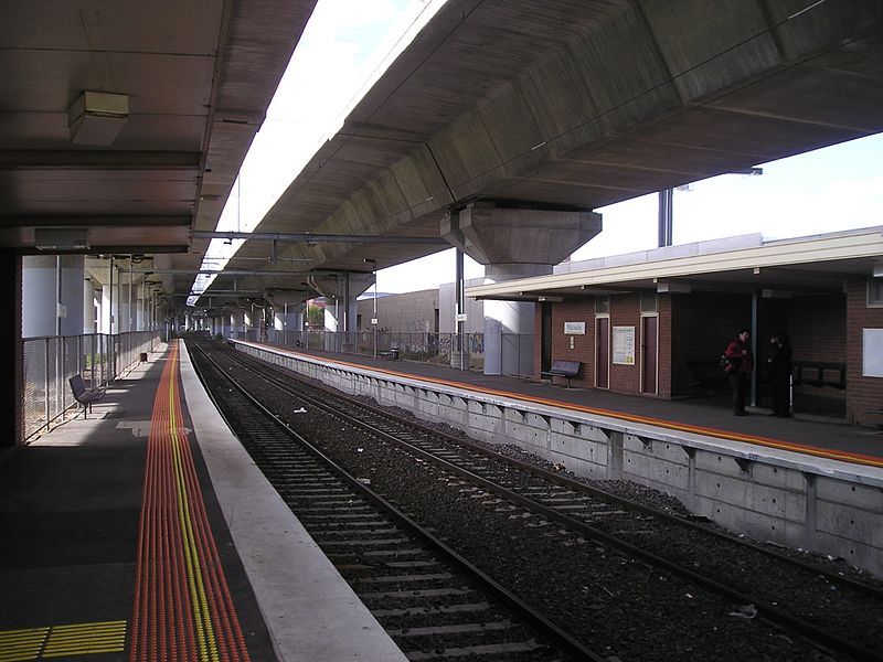 File:Macaulay-Station-Melbourne.jpg