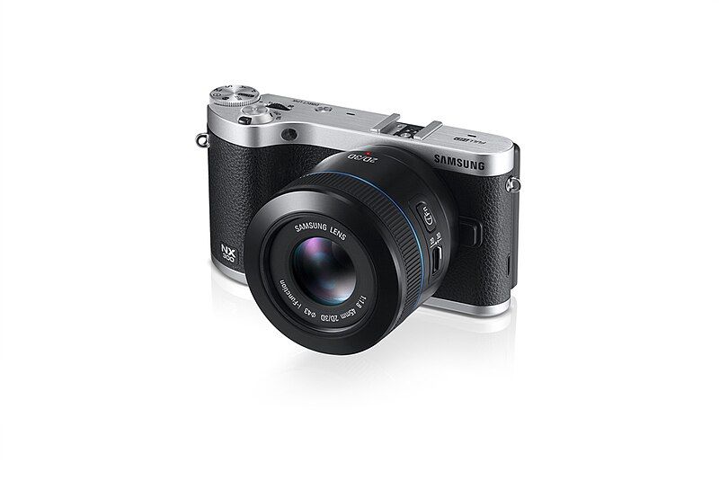 File:Samsung NX300 07.jpg