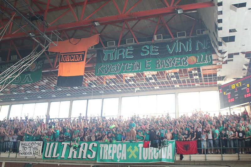 File:TORCIDA.JPG