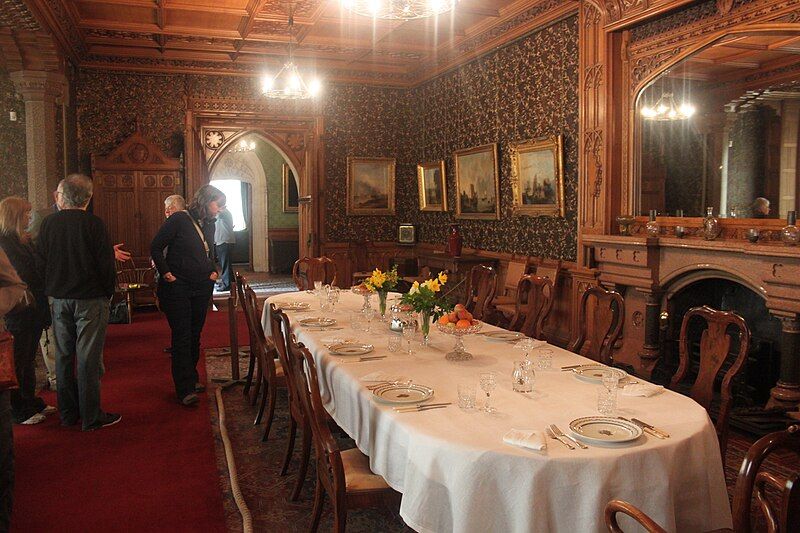 File:Tyntesfield Dining room.JPG