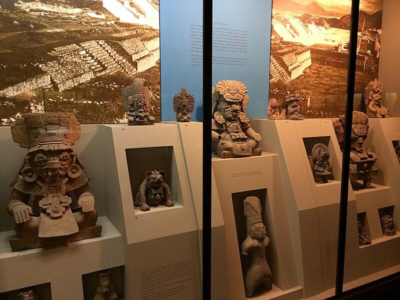 File:Zapotec Burial Urns.JPG