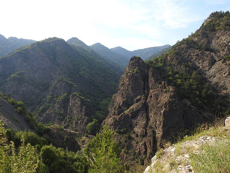 File:Across the mountains.jpg