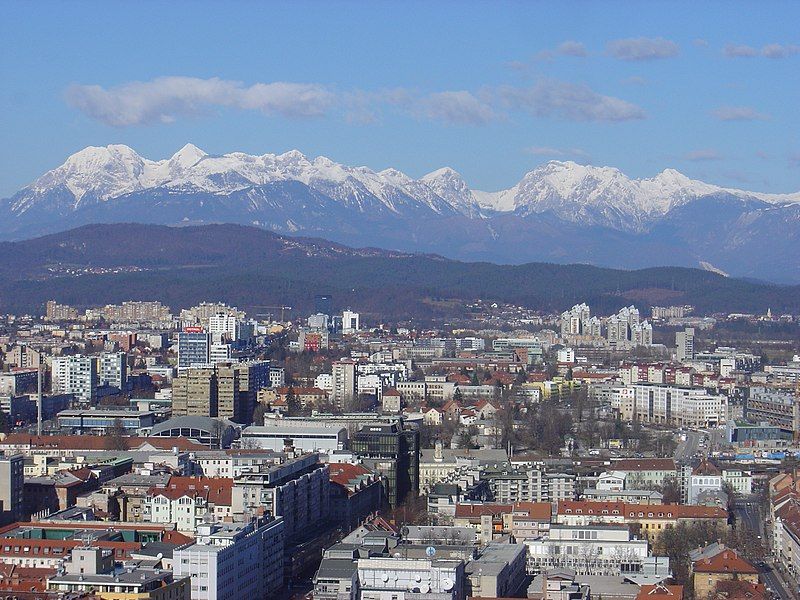 File:Bežigrad.JPG