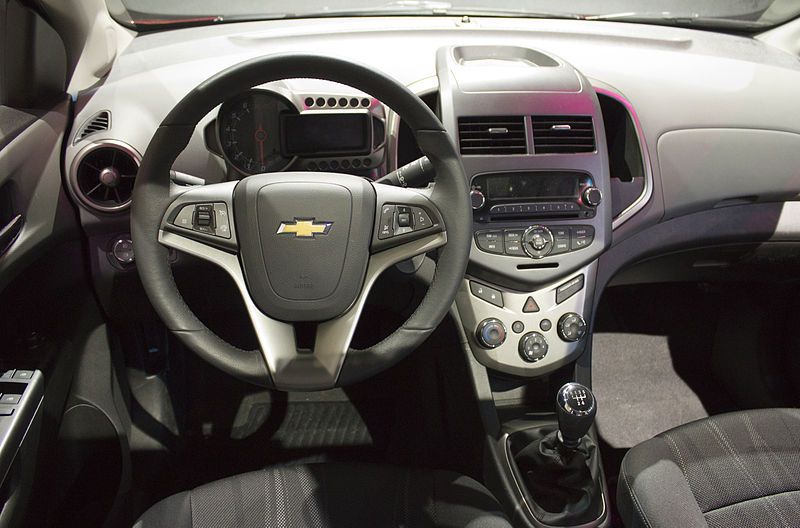 File:Chevrolet Sonic dash.jpg