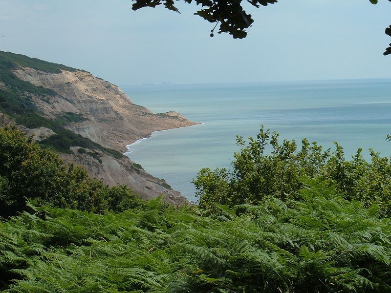 File:CovehurstBayfromCliffs2005.jpg