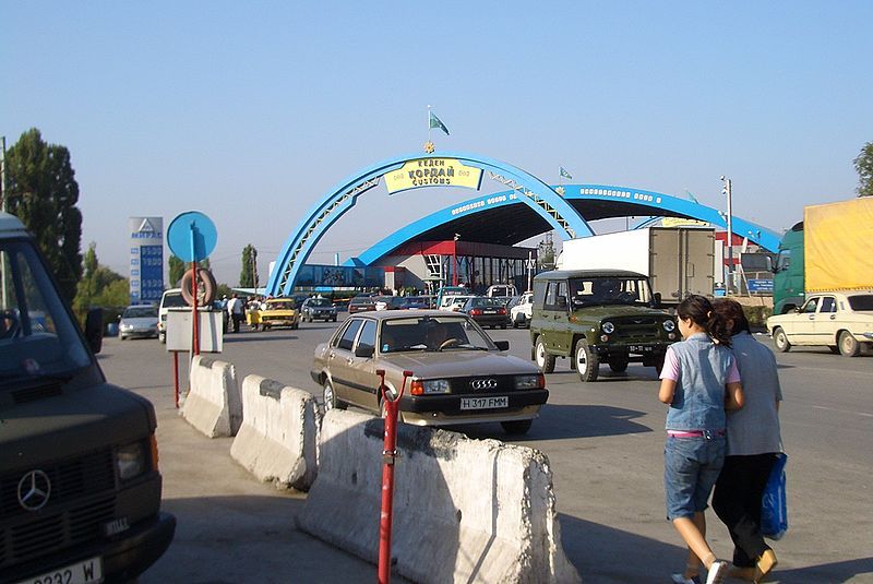 File:E8398-Korday-entering-KZ.jpg