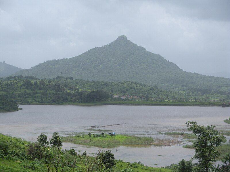 File:GadeshwarReservoir.JPG