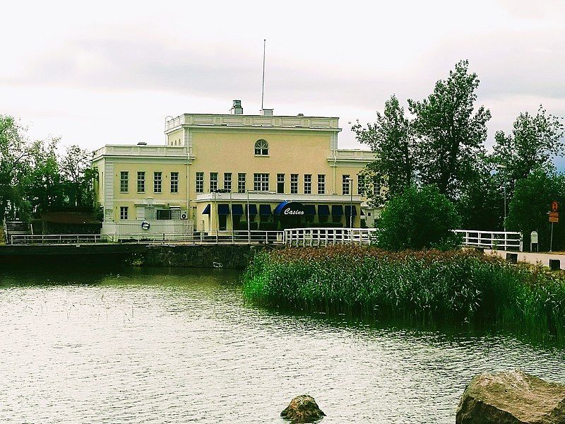 File:Kulosaaren Casino.jpg