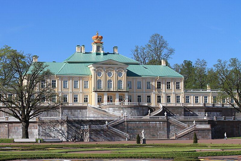 File:Menshikov palace Oranienbaum.JPG