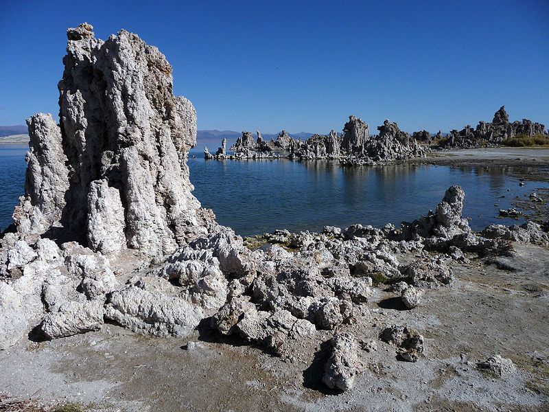 File:Mono Lake 1.JPG