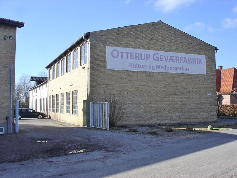 File:OtterupGeværfabrik.JPG