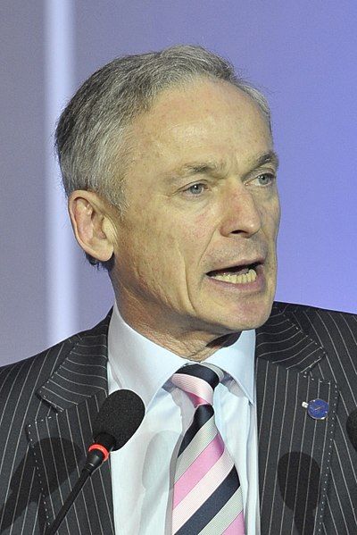 File:Richard Bruton 2013.jpeg